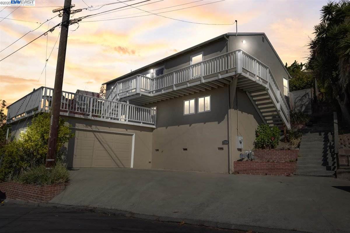 17226 Robey Dr - Photo 1