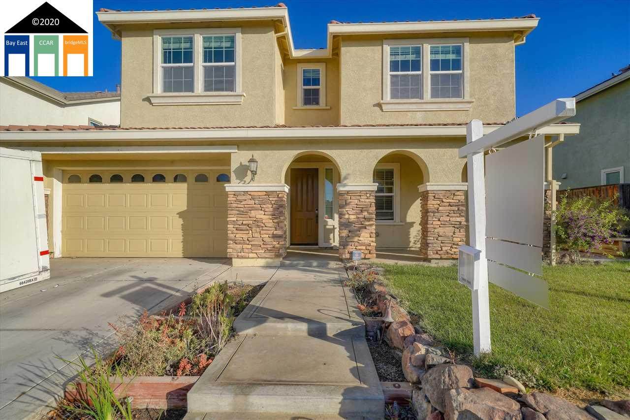 8485 Pinehollow Cir - Photo 1