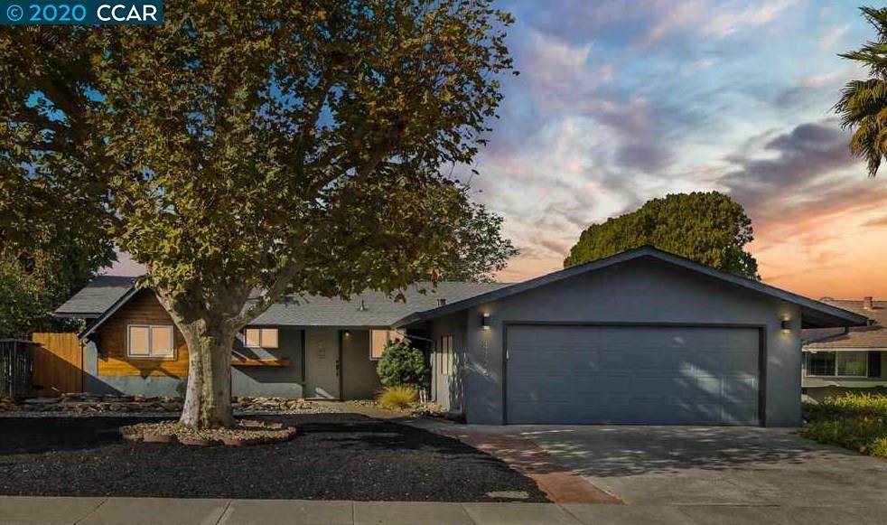 4176 Hamlet Dr - Photo 1