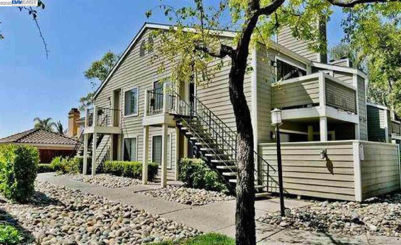 140 Eastridge Dr - Photo 1