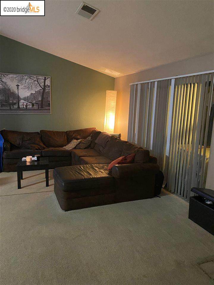 876 Villa Ter - Photo 1