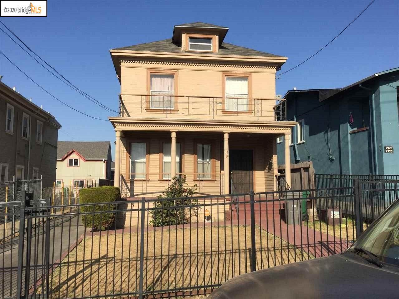 1919 48Th Ave - Photo 1