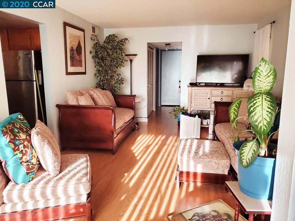 15 Las Moradas Cir - Photo 1