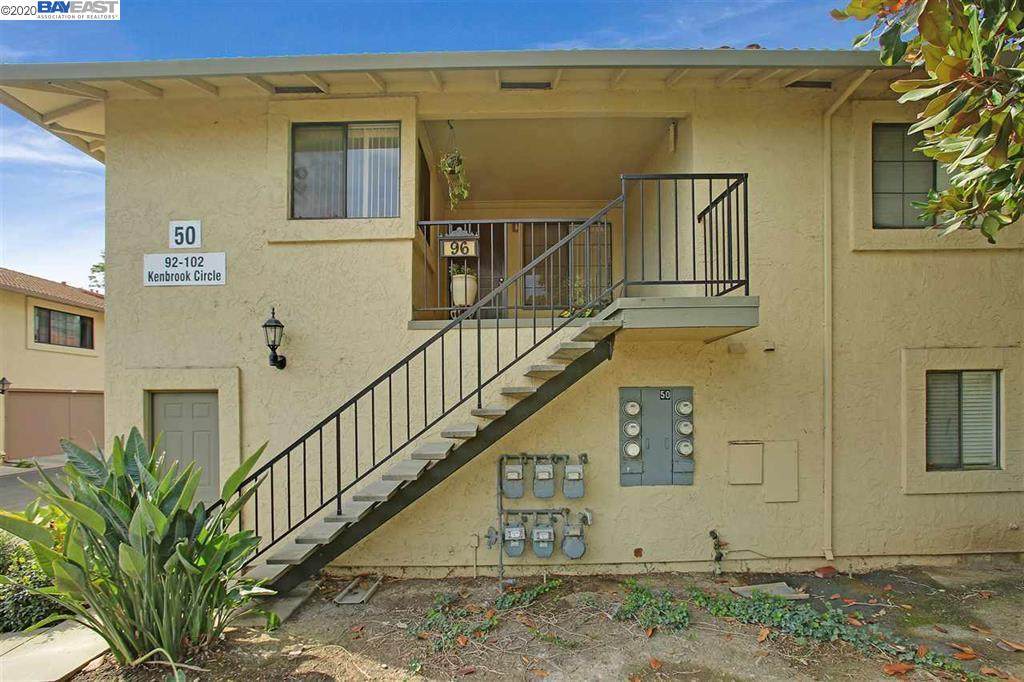 96 Kenbrook Cir - Photo 1