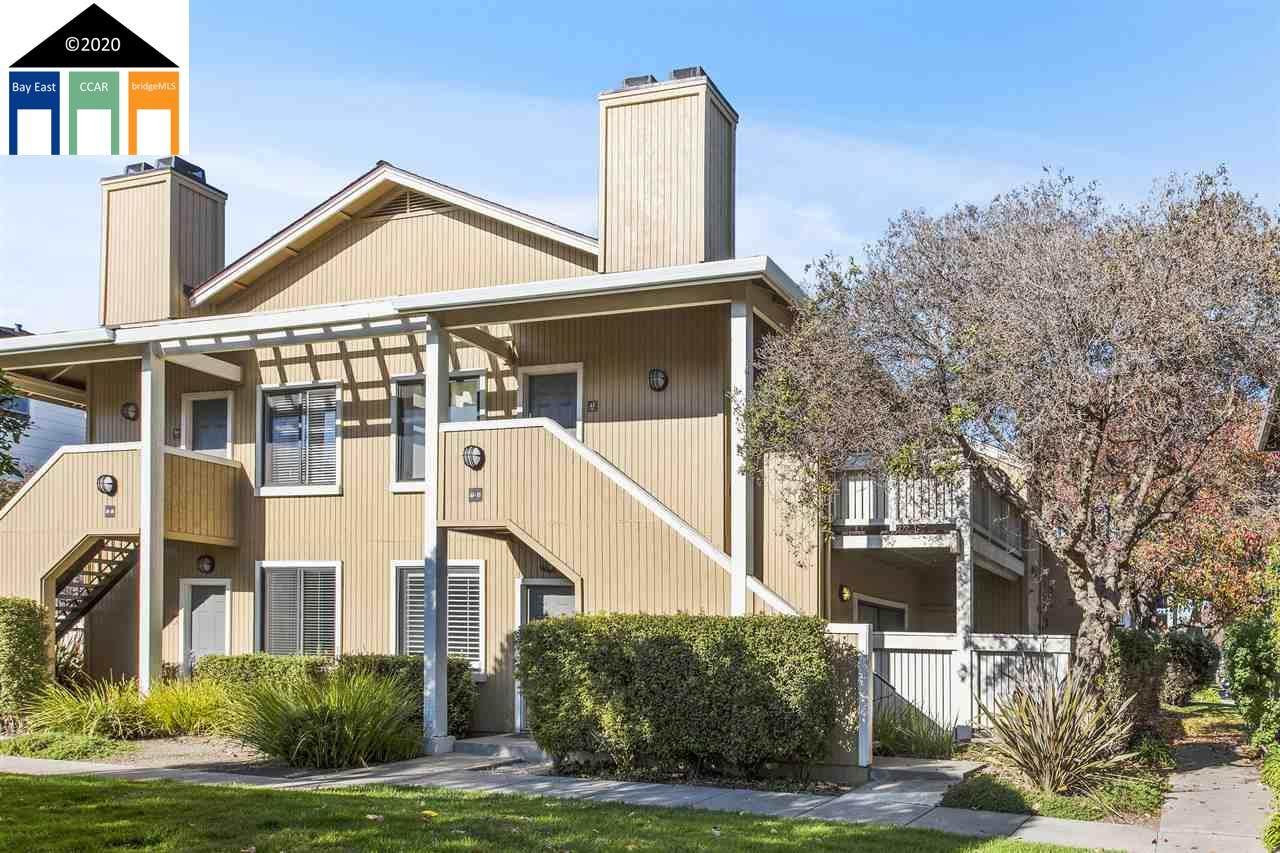 23 Schooner Court - Photo 1