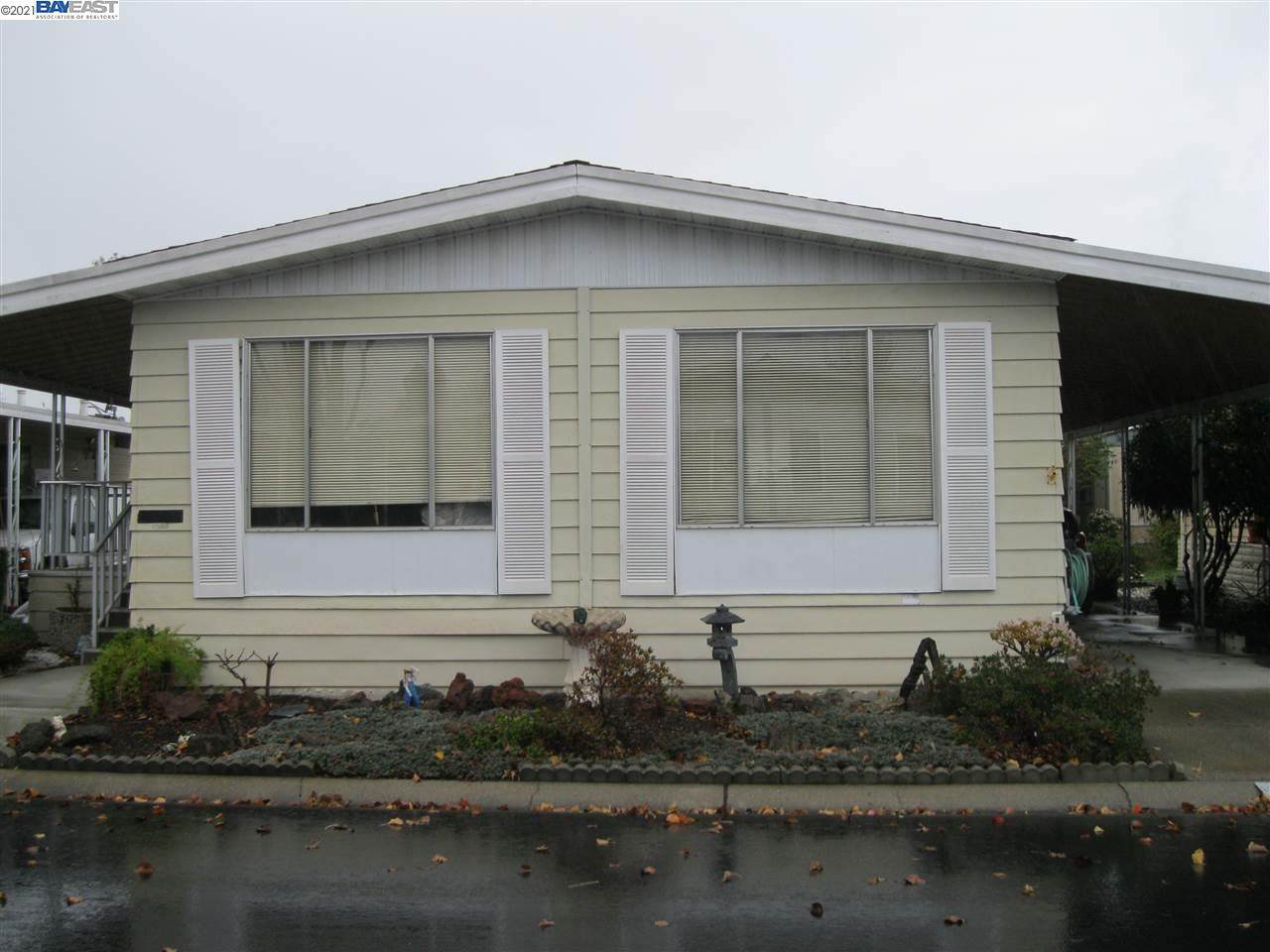 29425 New Hampshire Way - Photo 1