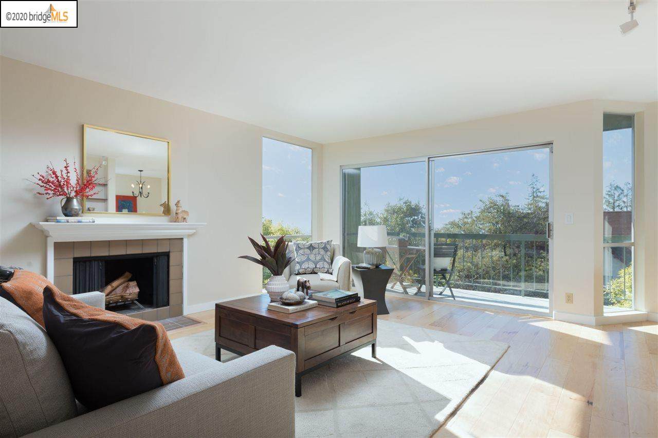 2700 Le Conte Ave 404 - Photo 1