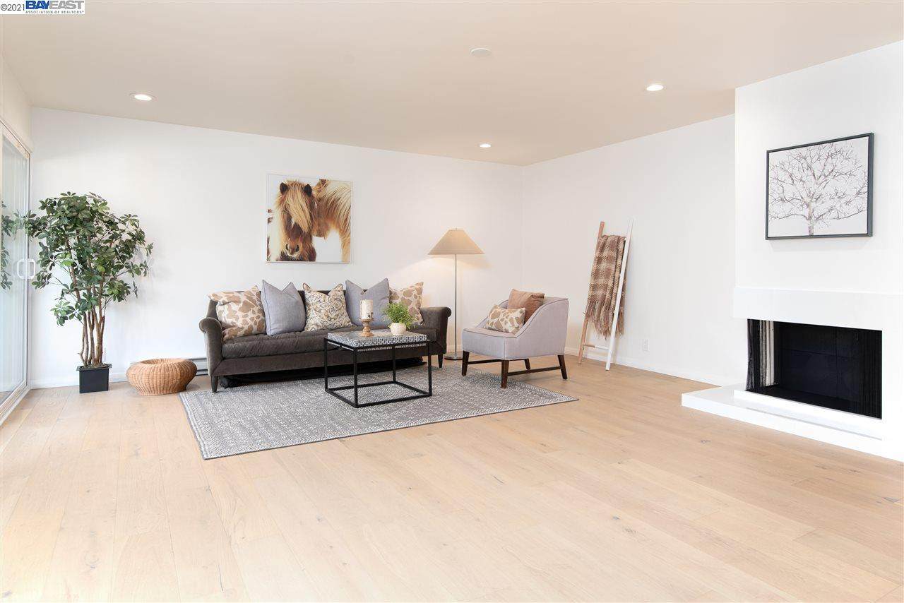 500 Middlefield Rd 116 - Photo 1