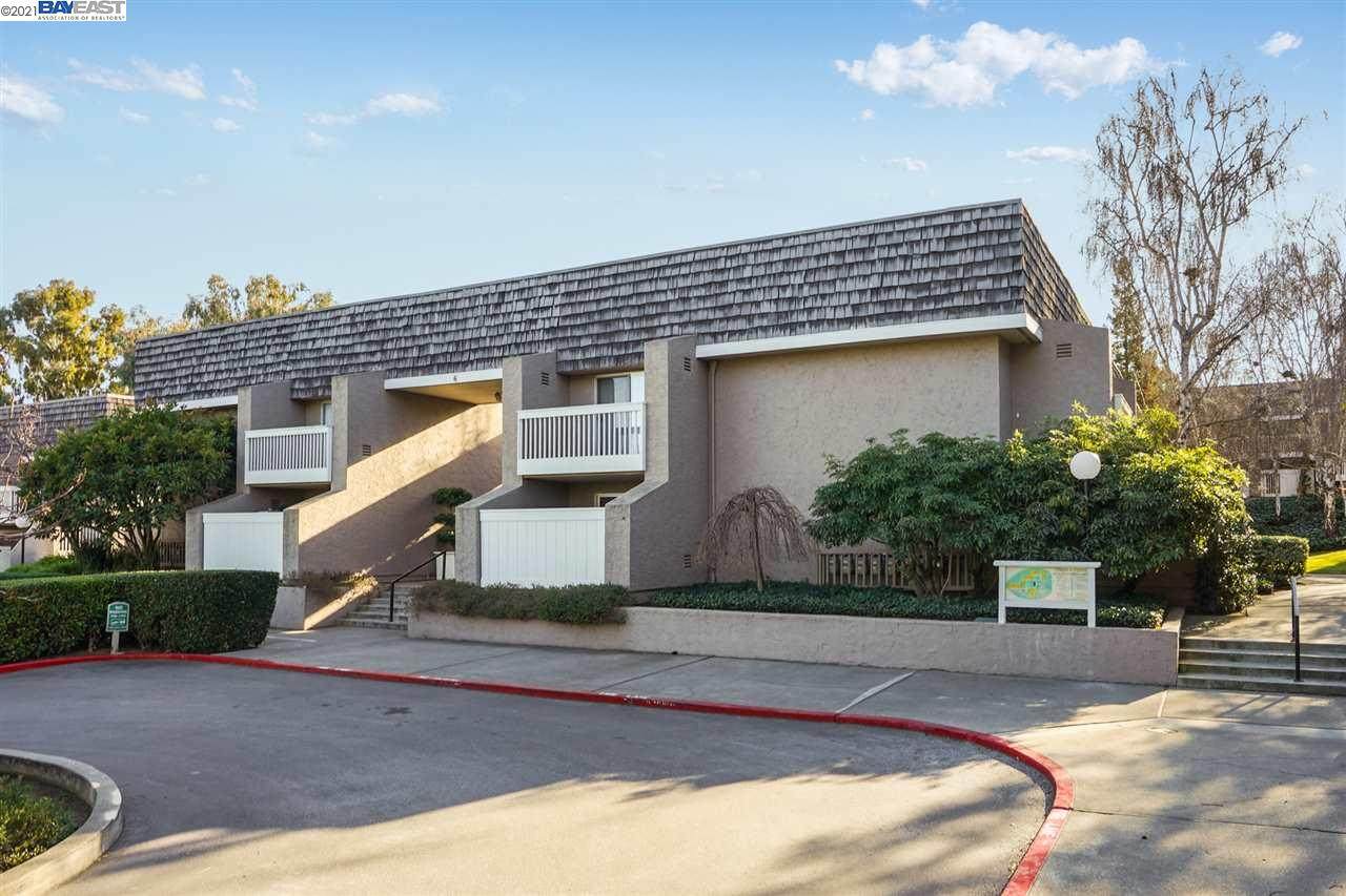 675 Sharon Park Dr 138 - Photo 1