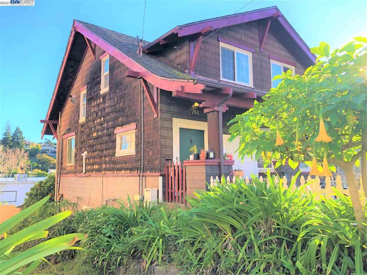 704 Rand Ave - Photo 1