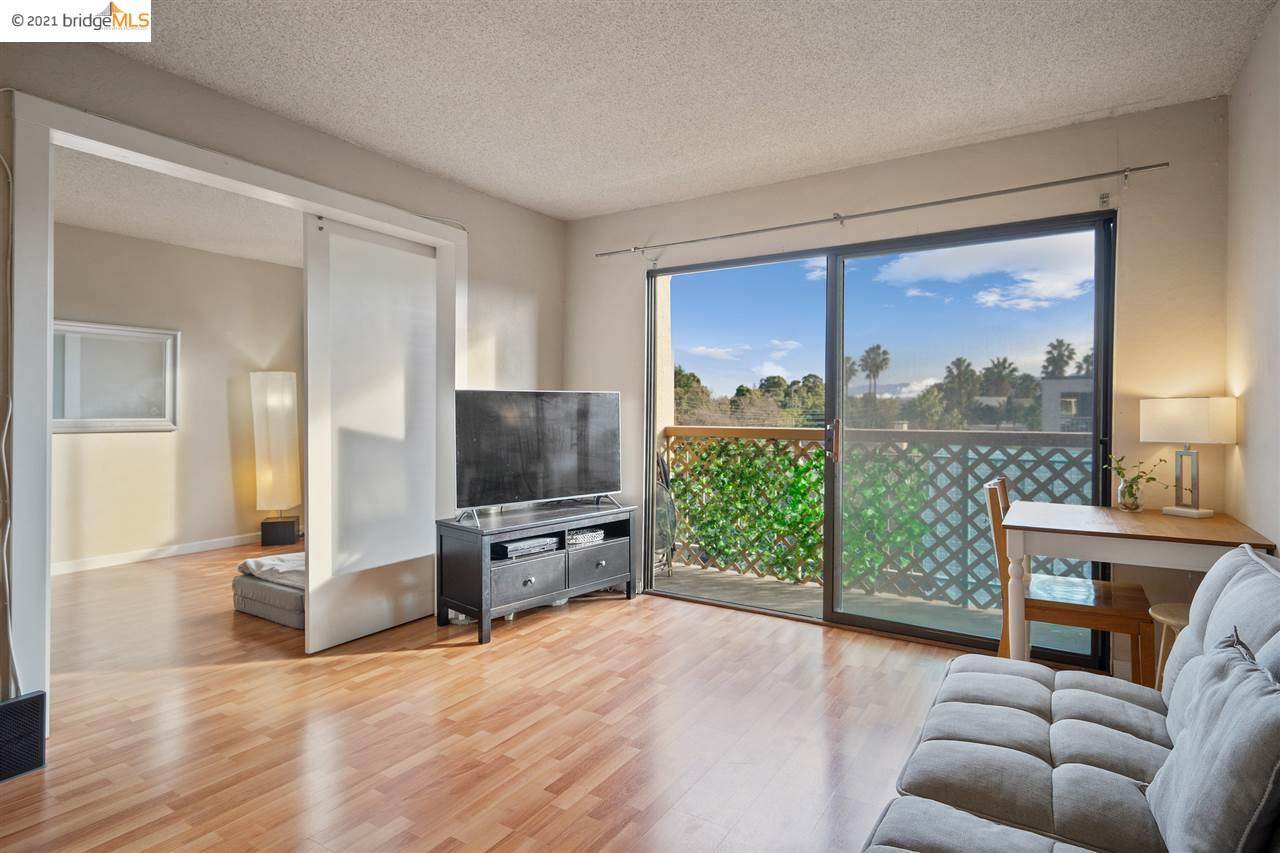 430 Civic Dr 505 - Photo 1
