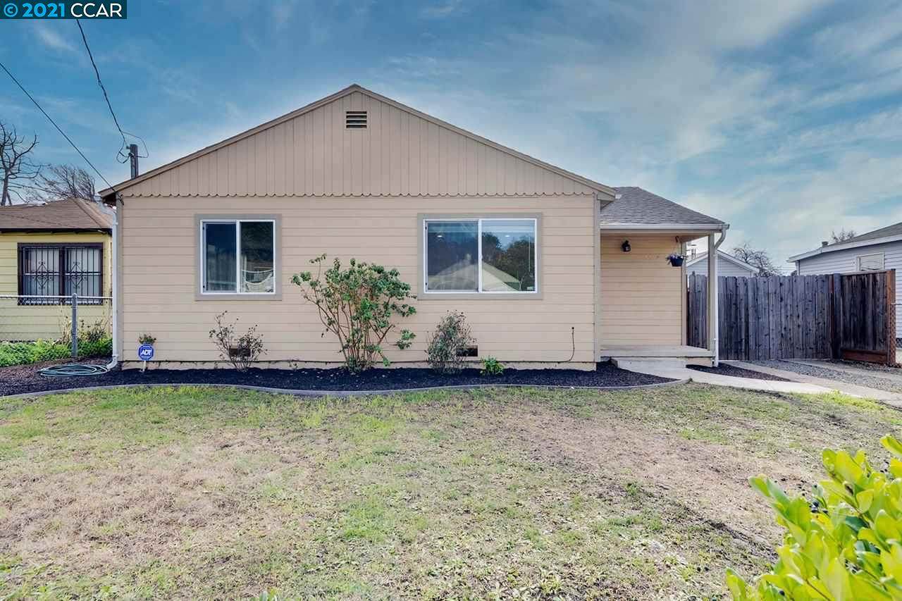 2974 Greenwood Dr - Photo 1
