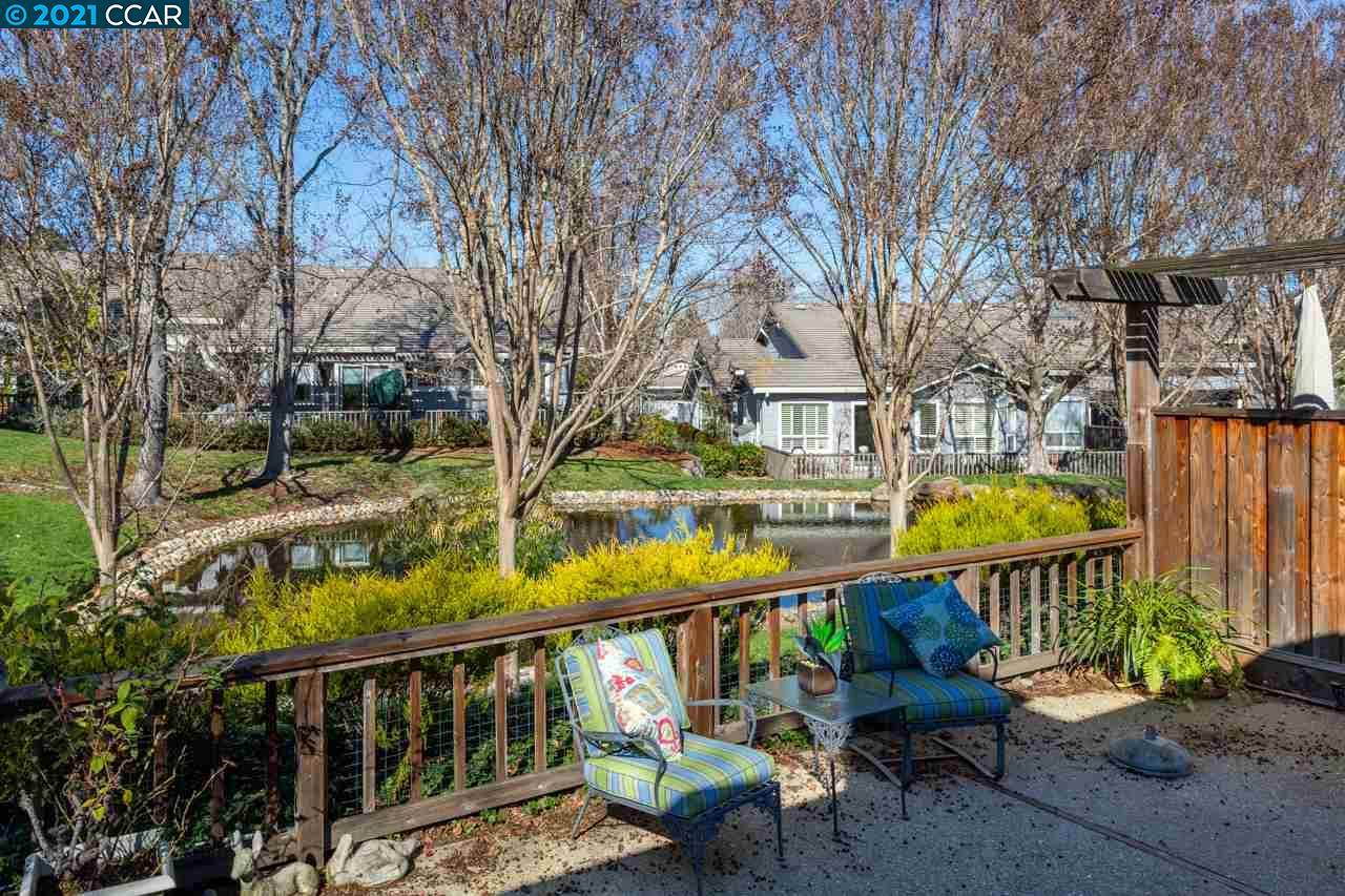 1902 Lakeshire Dr - Photo 1