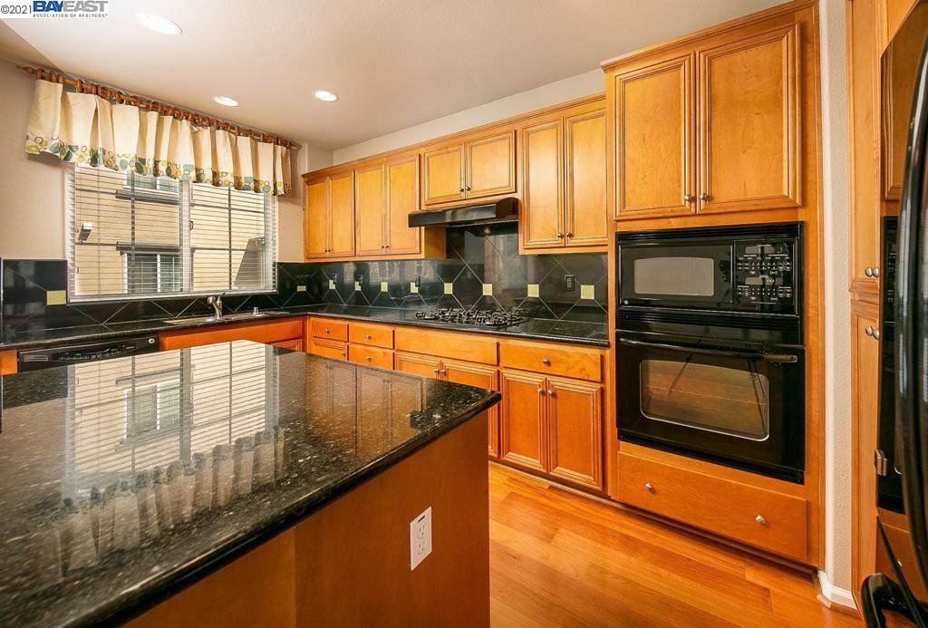 8897 Bellina Cmns - Photo 1