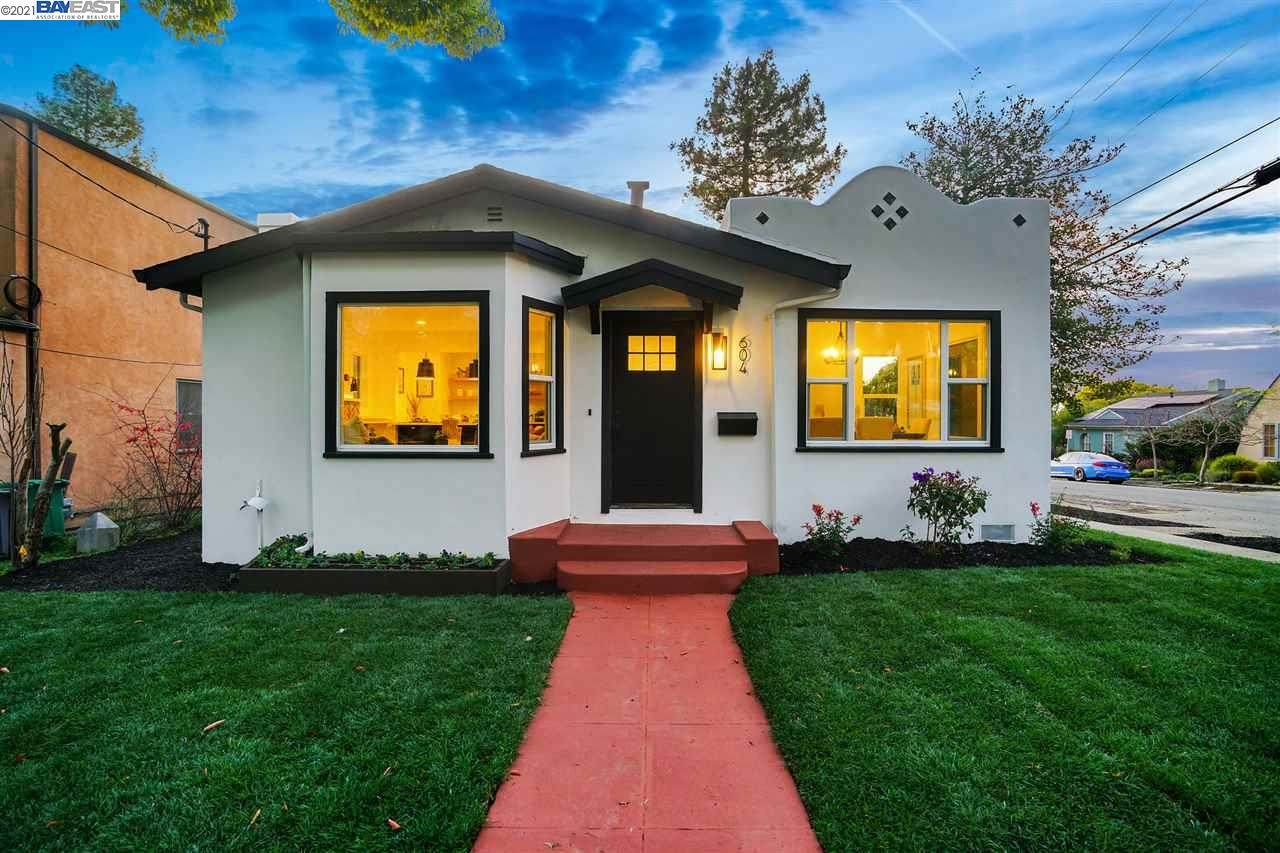 604 Neilson St - Photo 1