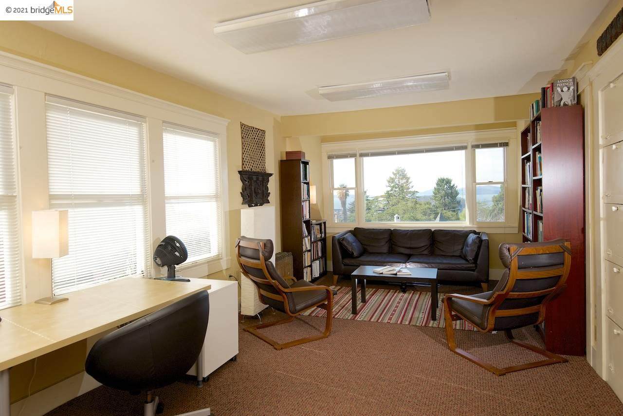 264 Arlington Ave - Photo 1
