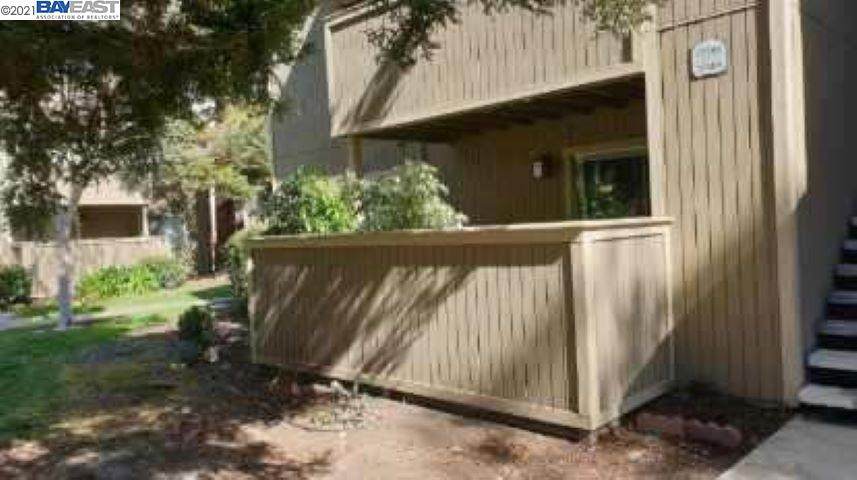 37385 Sequoia Rd - Photo 1