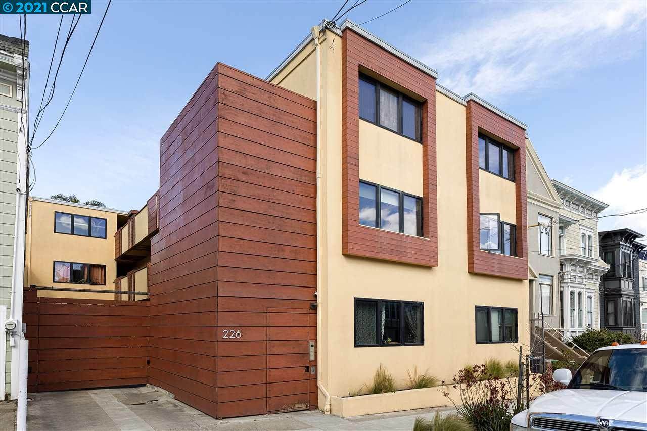226 27th St. 10 - Photo 1