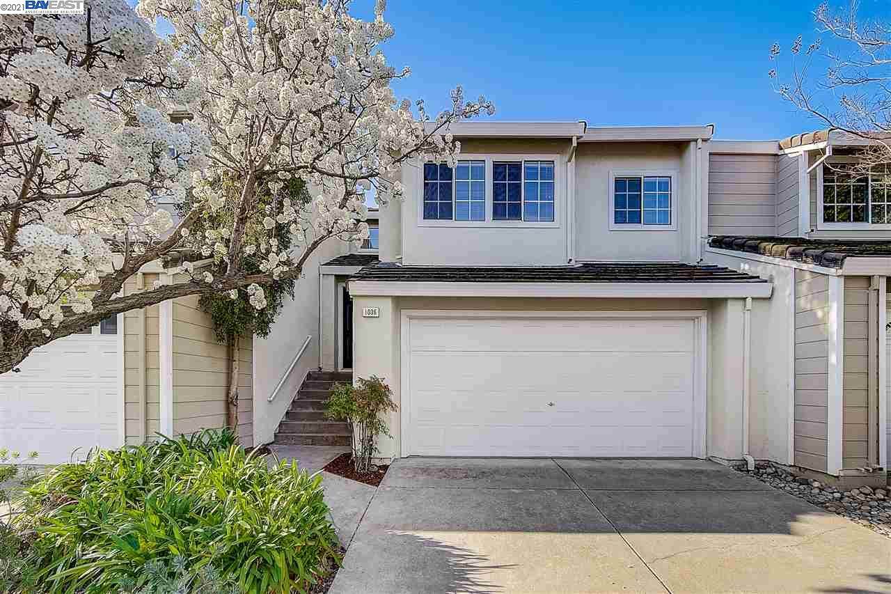 1036 Pinehurst Ct - Photo 1