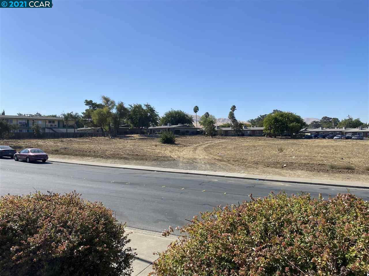 Fairview Dr - Photo 1