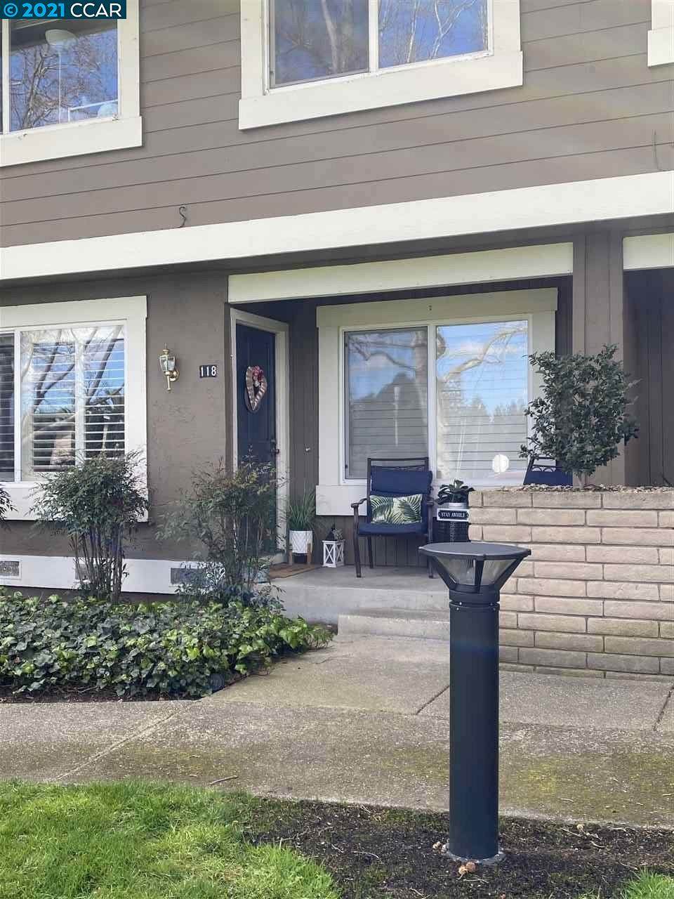 118 Lawnview Circle - Photo 1