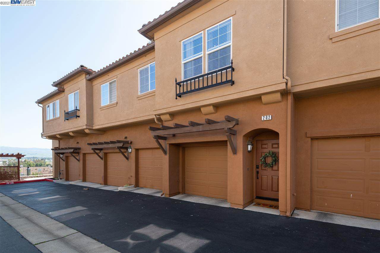 60 Meritage Cmn 202 - Photo 1