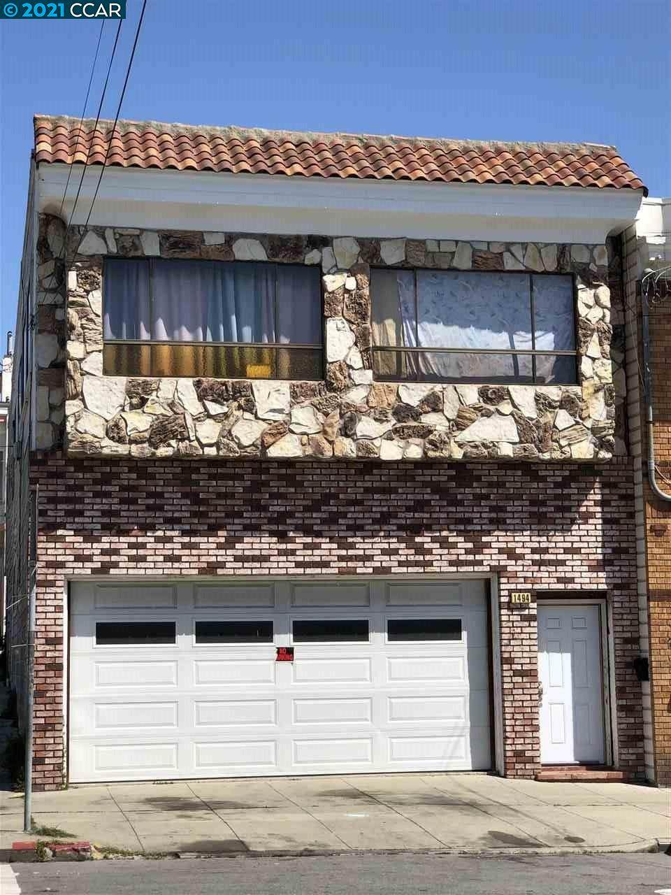 1494 Revere Ave - Photo 1