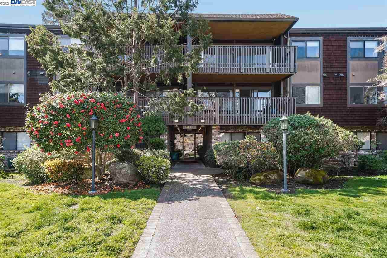 1810 Central Ave 202 - Photo 1