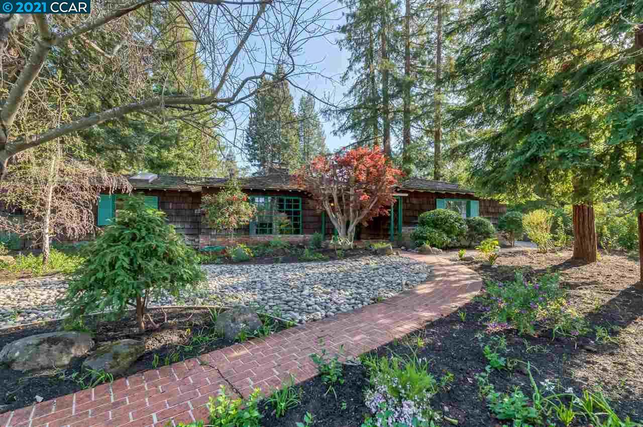 132 Leona Ct - Photo 1