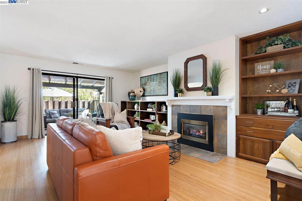 157 Mesa Ct - Photo 1