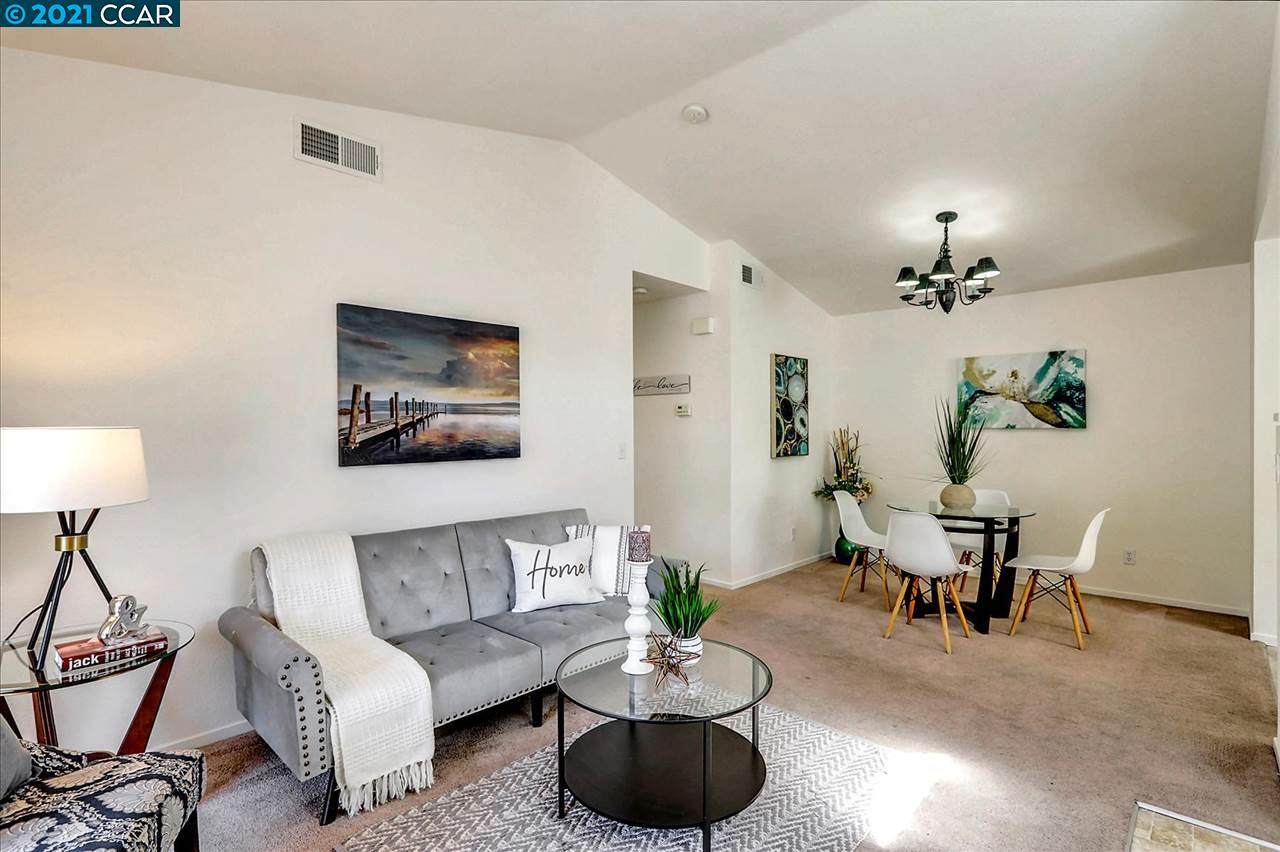 292 Sorrento Ct - Photo 1