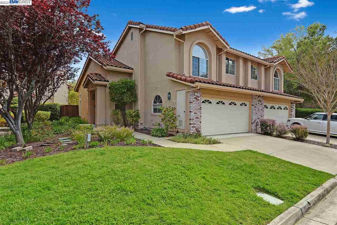 210 Bellflower Dr - Photo 1