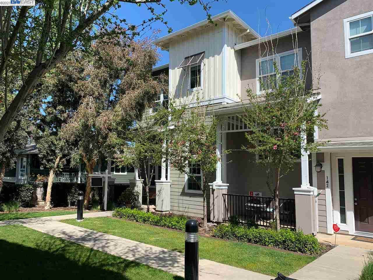 138 Birch Creek Ter - Photo 1