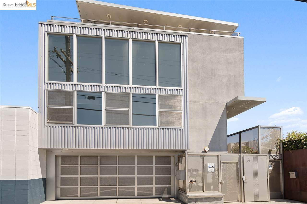 2709 10Th St - Photo 1