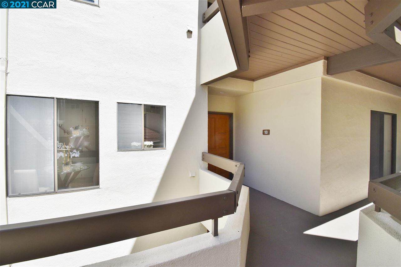1221 Avenida Sevilla 1B - Photo 1