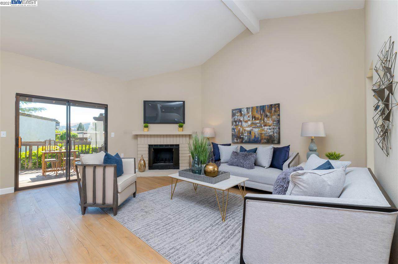 216 Tangerine Court - Photo 1