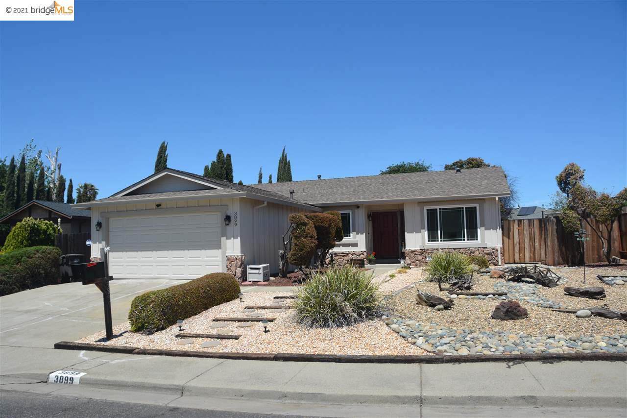 3899 Meadowbrook Cir - Photo 1