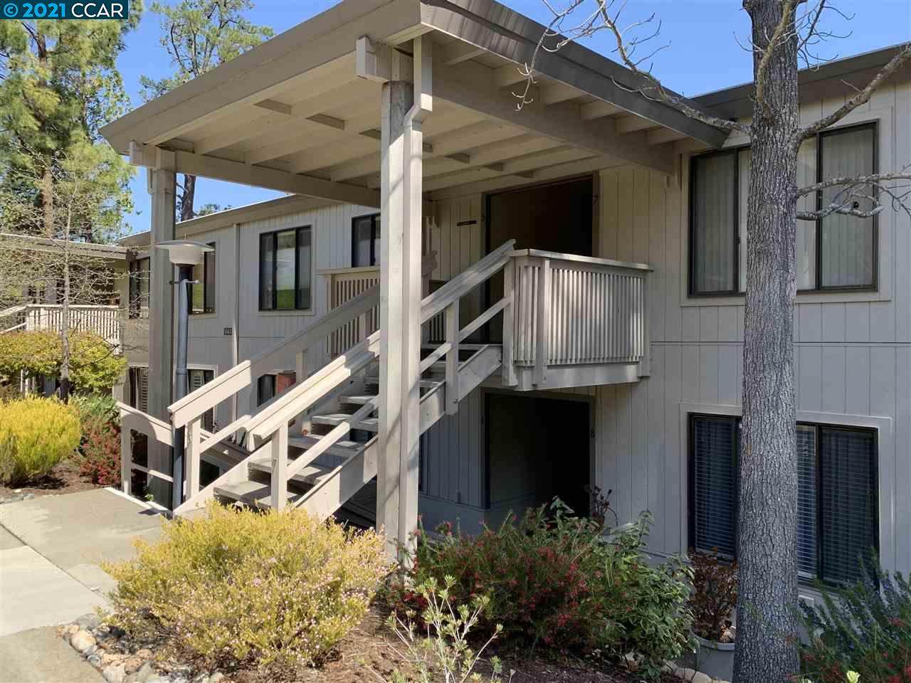 1361 Singingwood Ct 5 - Photo 1