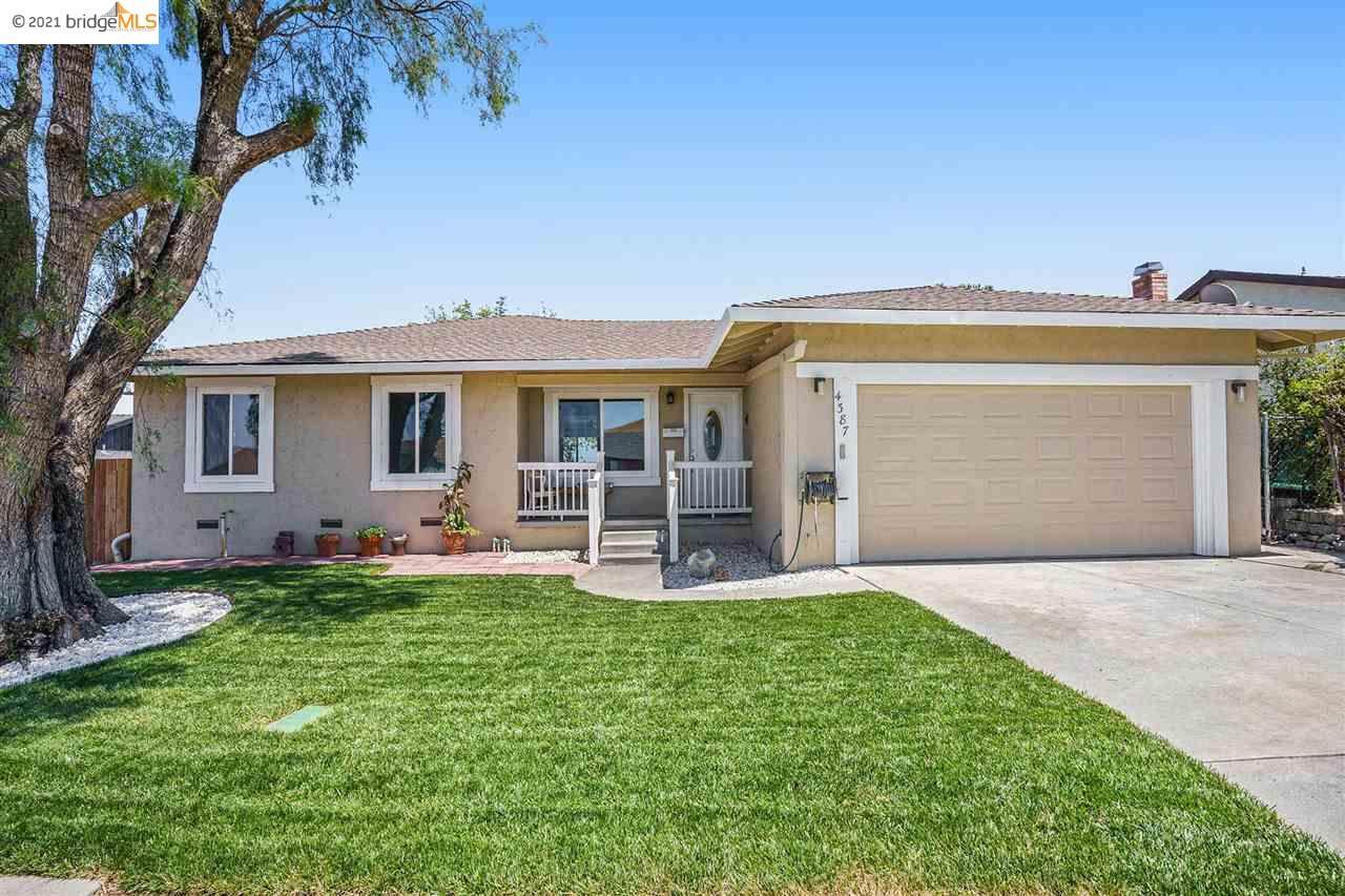 4387 Hillview Dr - Photo 1
