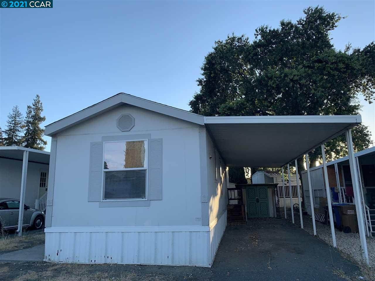 44 Adobe Dr - Photo 1