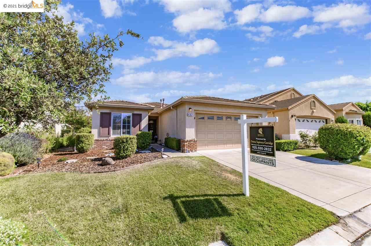 402 Laurel Pl - Photo 1