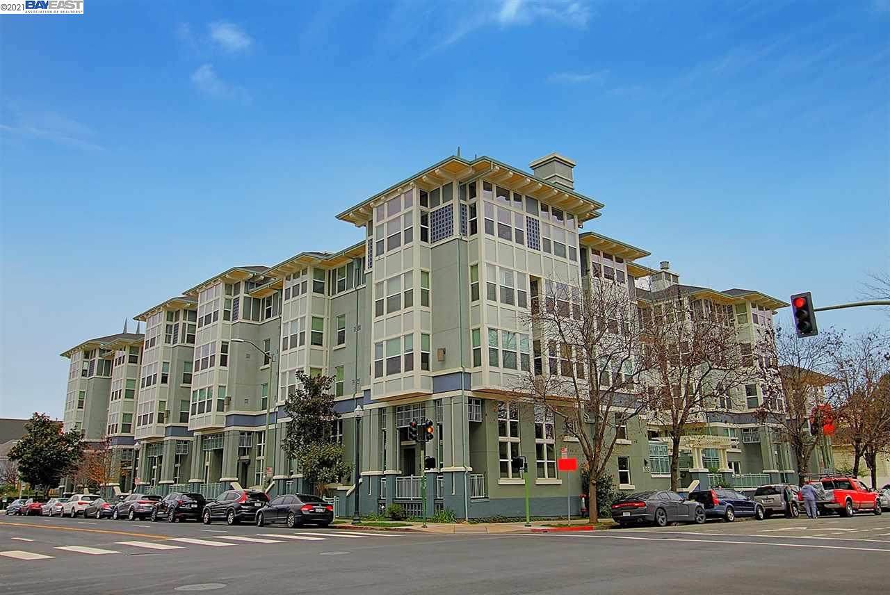 655 12Th St 412 - Photo 1