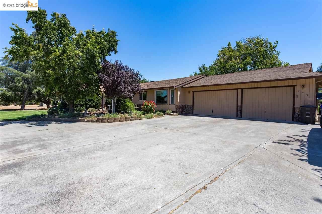 555 Honey Ln - Photo 1
