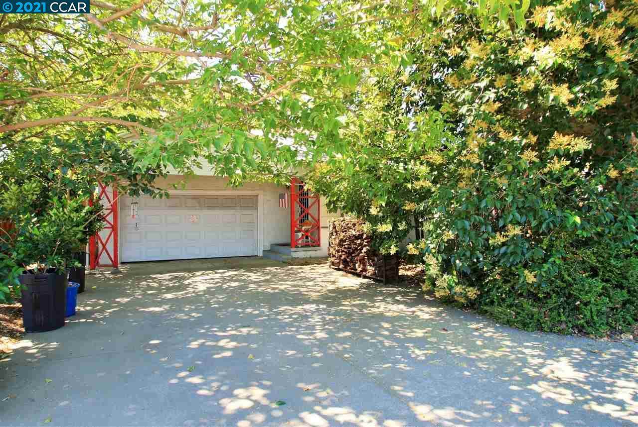 1735 Oak Park Blvd - Photo 1