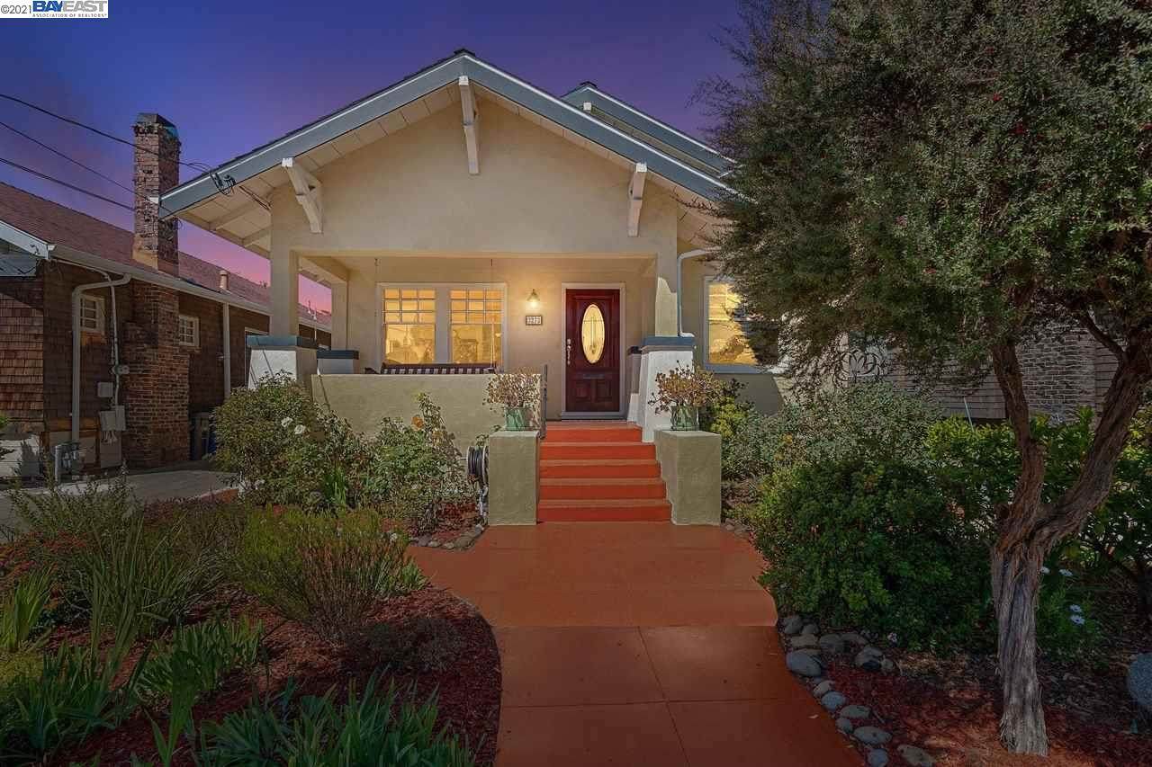 3273 Garfield Ave - Photo 1