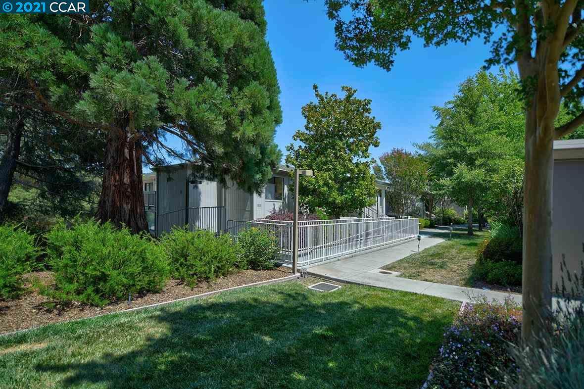 1185 Singingwood Ct 1 - Photo 1