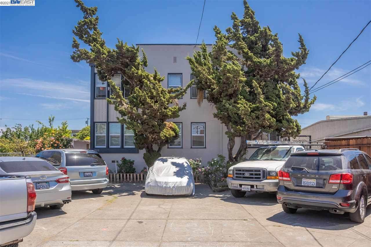 1422 44Th Ave - Photo 1