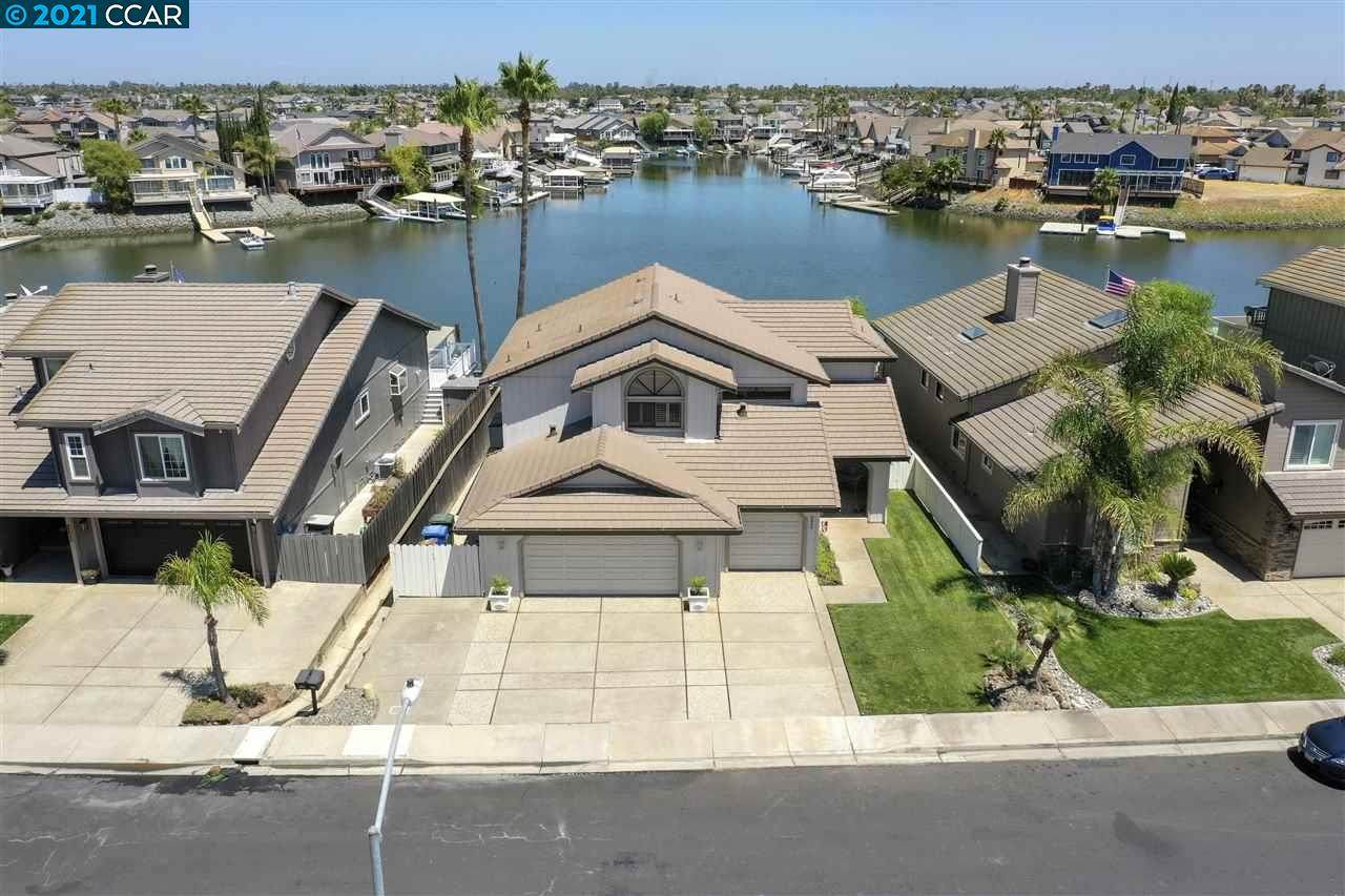 2027 Windward Pt - Photo 1
