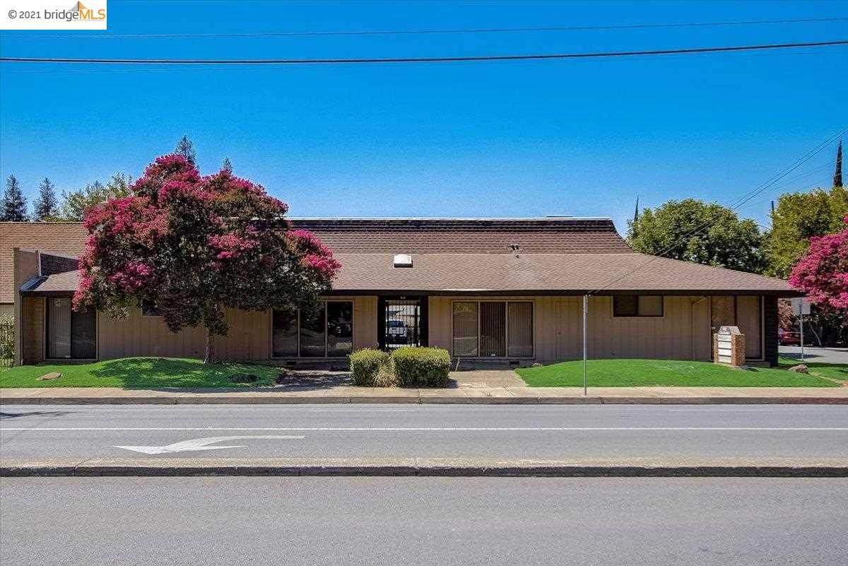 1002 Live Oak Blvd - Photo 1