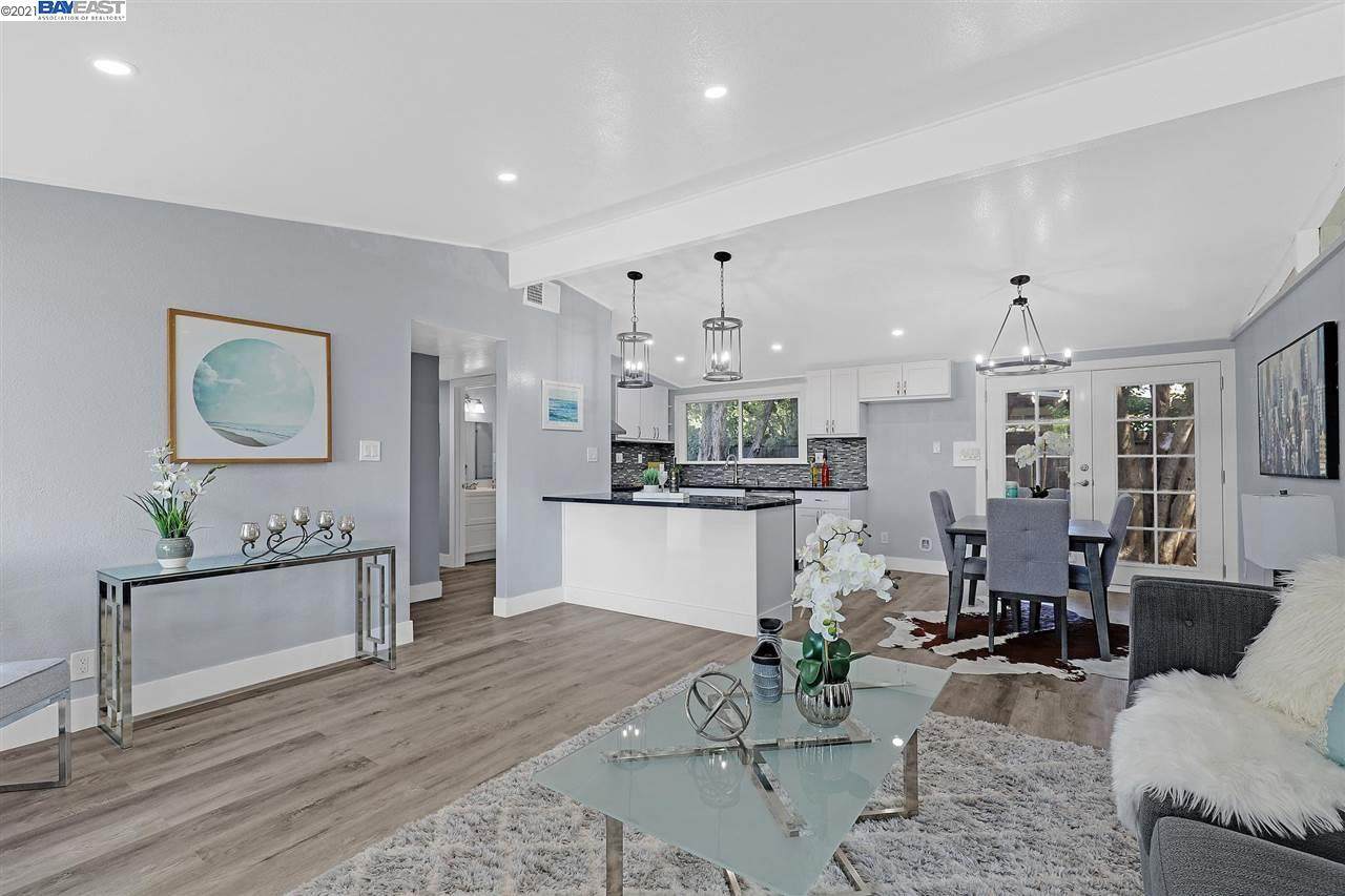 27801 Norwich Way - Photo 1